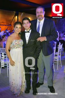 José Luis Torres, Emilio Flores y Liliana Rodríguez