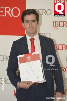 Alejandro Vega