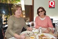 Virginia de Magaña y Karina Cuéllar