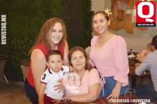 Lucy Serrano, Rodrigo Ramírez, Alexa Serrano y María Vázquez