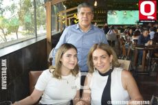 Román Cifuentes, Mariana Cifuentes y Gracia Cifuentes