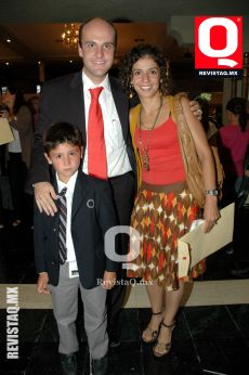 Jesús Padilla, Santiago Padilla y Miriam de Padilla