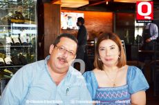 Alejandro Aceves y Luisa González
