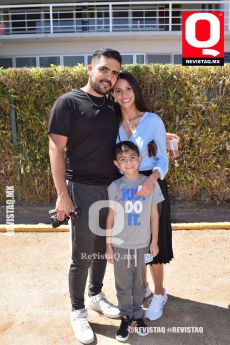 Carlos García, Adrian García y Estefanía Alvarado