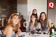 Claudia Aguilar Stoever, Andrea Gama, Valentina Gama y Natalia Gama