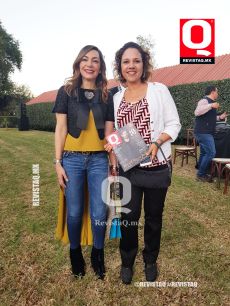 Ericka Flores y Rosy  D'Amico