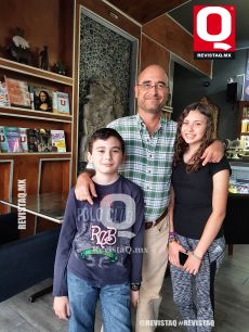 Jorge Castro  e hijos