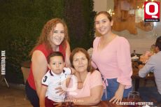 Lucy Serrano, Rodrigo Ramírez, Alexa Serrano y María Vázquez