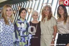 Sandra Márquez, Adriana Hernández, María Elena Arguelles, Ale Díaz y Romina González