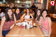 Divana Vega, Valeria Iturriaga, Lucía Gómez, Arely Jiménez y Yared Gutiérrez