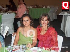 Silvia Hernández  y Lolita Hernández