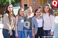 A  Sofía Flores, Montse Guerrero, Andrea Salas, Daniela Junquera y Renata Ramírez