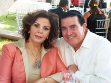 Pepe Zuñiga y Martha Nieto de Zuñiga