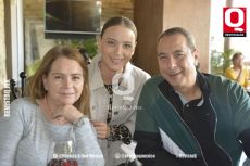 Adriana Vargas, Mariana Rodríguez y Gerardo Rodríguez