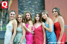A  Michelle Vukaj, Denisse Jiménez, Begoña Fernández, Mafer Benavides, Isabella Martínez y Ale Gutiérrez