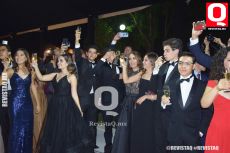 En el brindis