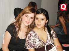 Renata Madrigal y Karina Arroyo