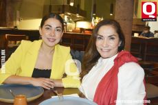 Itzel Reyes y Luz Elena García