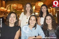 Paulina Franco, Karla Díaz de León, Anaiz Vargas, Exelaris Negrete y Adriana Arellano