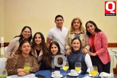 Foto para Q
