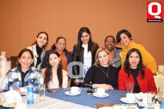 Lupita Sánchez y amigas