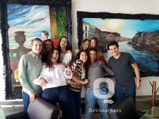 Divertidos en La Condesita Café y Arte