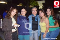 Regina Becerra,  Hazelle Becerra,  Liz Zazueta, Mercy Torres y Fernanda Morales