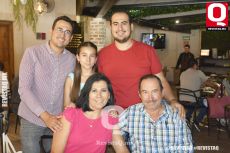 Carlos Lozano, Isabel Lozano, Daniel Lozano, Isabel Rodríguez y Carlos Lozano