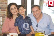 Lorena Gamiño, Jesús Díaz y Mateo Díaz