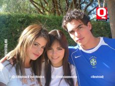 Thalia Aguirre,Ximena Navarrete y Felipe Herrera