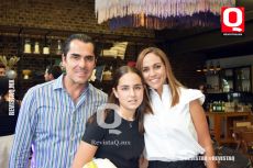 Rodrigo de la Parra, Sofía de la Parra y Ana Paula Villanueva