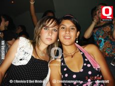 Majo San Vicente y Jairet Niño