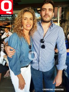 Mela Herrera e hijo