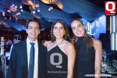 A   Martín Yamin, Pau Aranda y Sofía Aranda