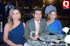 Mónica Llagunno, Jesús Padilla y Katia Padilla