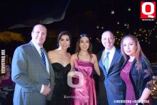 Octavio Urdapilleta, Adriana Castillo, Isabella Urdapilleta, Eduardo Castro y Paty Castro