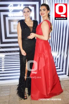Andrea Vega y Victoria Bujaidar Castro