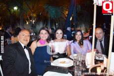 Fernando Pichardo, Irma Gutiérrez, Claudia Gutiérrez, Gloría Gutiérrez y Marcelo Chacón