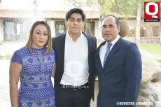 Milagros Trejo, Efraín Narváez Trejo y Efraín Narváez