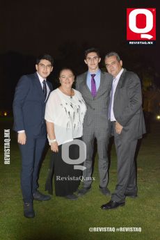 Farid Díaz, Mariana Méndez, Khalid Díaz y Francisco Díaz
