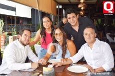 Mauricio Cervantes, Melissa Cervantes, Alma Escalante, Mariano Cervantes y Mauricio Cervantes