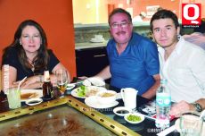 Doris Romero,Javier Romo y Mario Romo