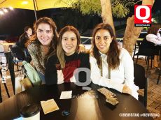 Atentos Pamela González, Jessica Mendoza y Noemi Godínez