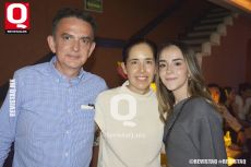 José Muñoz, Liliana Cordero y Melissa Muñoz