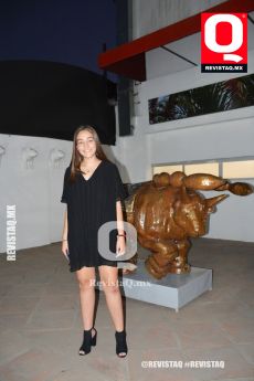 Muy simpática Sofía Ramírez