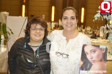 Paola Dueñas y Evis Dueñas