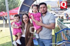 Regina Estrada, Liliana Becerra, Eduardo Estrada y Emiliana Estrada