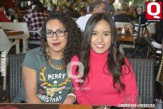 Rosa Vázquez con Paty González