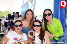 Gabriela Sánchez, Paola Muñoz, Lore Arrigotti y Liz González