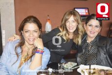 Marilú Muñoz, Yolanda Gónzález y Erika Trueba